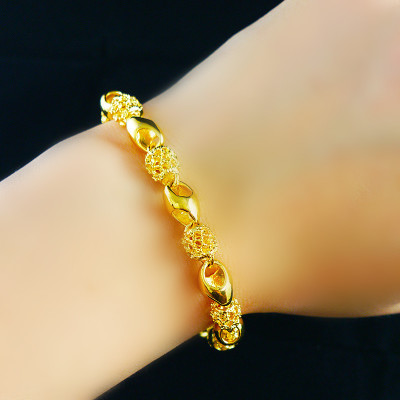 Stunning Gold-Plated Brass Bracelet - Elegant Accessory for Any Occasion