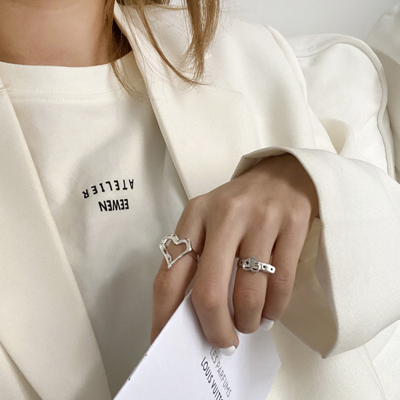 Korean Niche Design Women's Hearts Ring - Fashionable High-End Light Luxury - Image 9