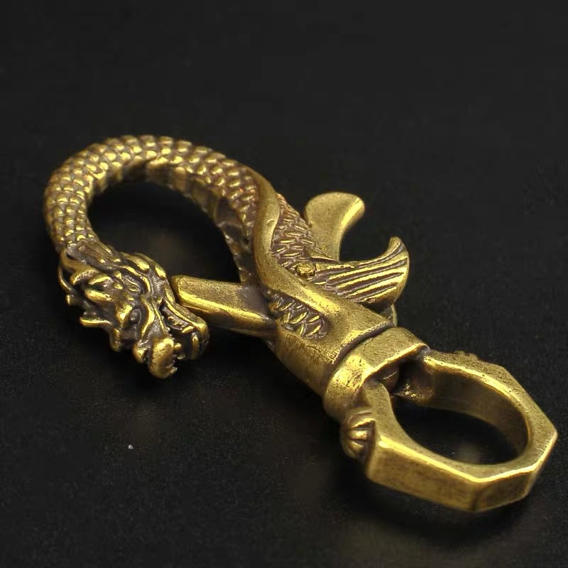 Chinese Style Pure Copper Faucet Keychain - Elegant Copper Decoration - Image 2