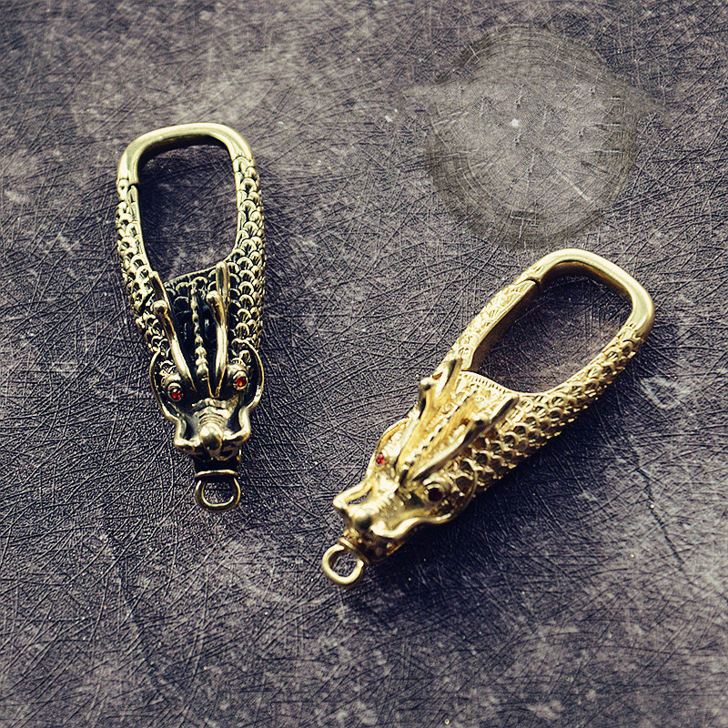 Chinese Style Pure Copper Faucet Keychain - Elegant Copper Decoration - Image 5