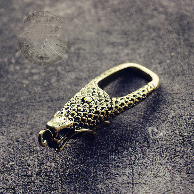 Chinese Style Pure Copper Faucet Keychain - Elegant Copper Decoration - Image 7