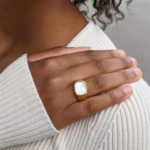 Osmo Gold Ring - Elegant Design for Timeless Style and Sophistication
