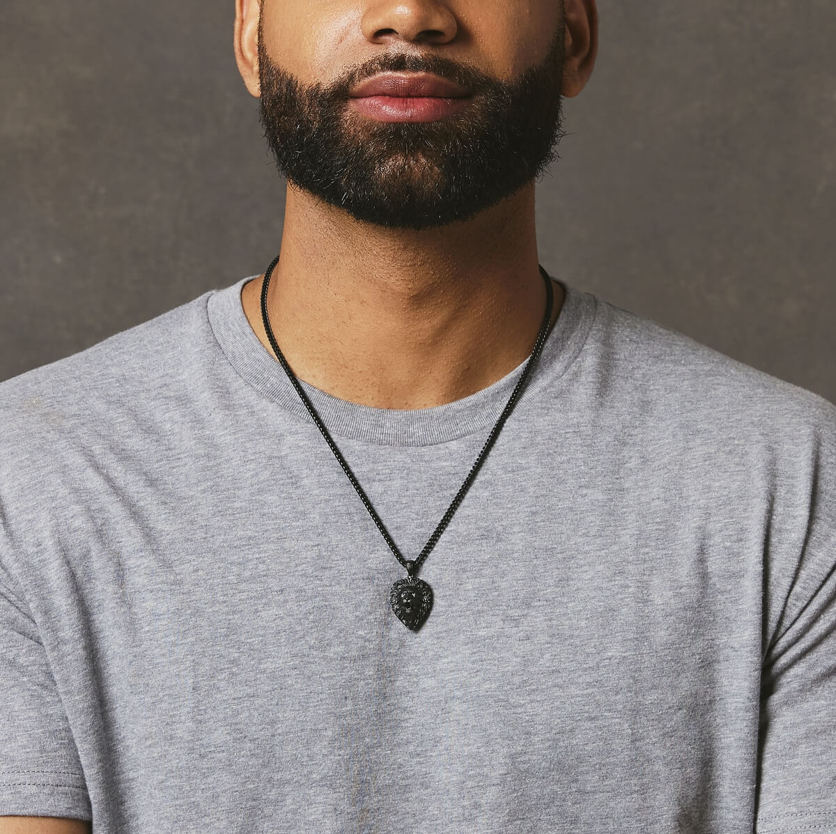 Compass Pendant & Cross Jewelry – Navigate Your Style with Elegance - Image 10