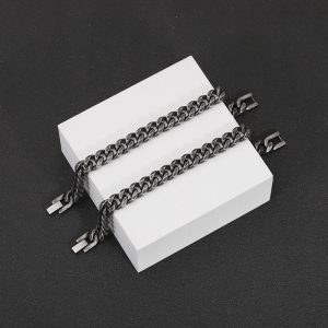 Stylish Minimalist Stainless Steel Bracelet for Men and Women