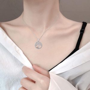 S925 Silver Life Tree Ladybug Animal Pendant Necklace - Charming Jewelry for Nature Lovers