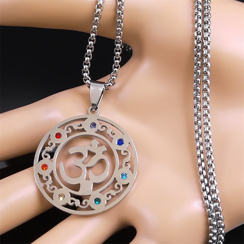 Silver Men's and Women's Sacred Geometry Necklace - Stylish & Unique - Image 5