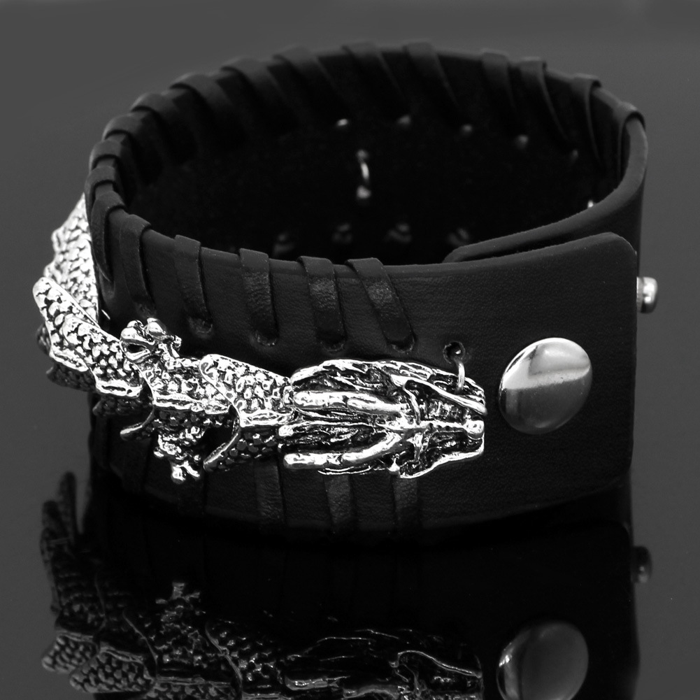 Viking Pirate Kelte Dragon Bracelet - Bold Nautical Jewelry for Adventurers