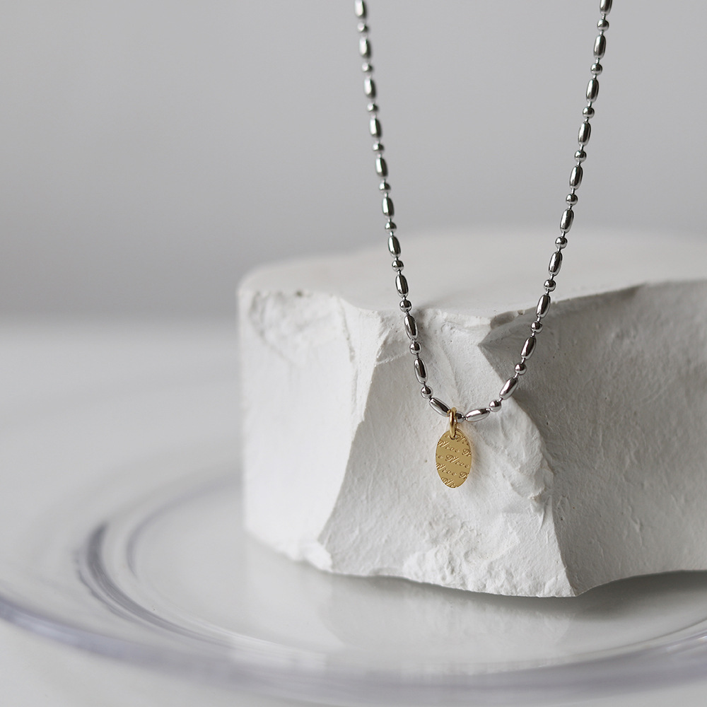 Stylish English Letter Geometric Ellipse Necklace for Trendy Elegance - Image 4