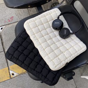 Spacious Cloud Cotton Storage Laptop Bag – Ideal for All Your Gear