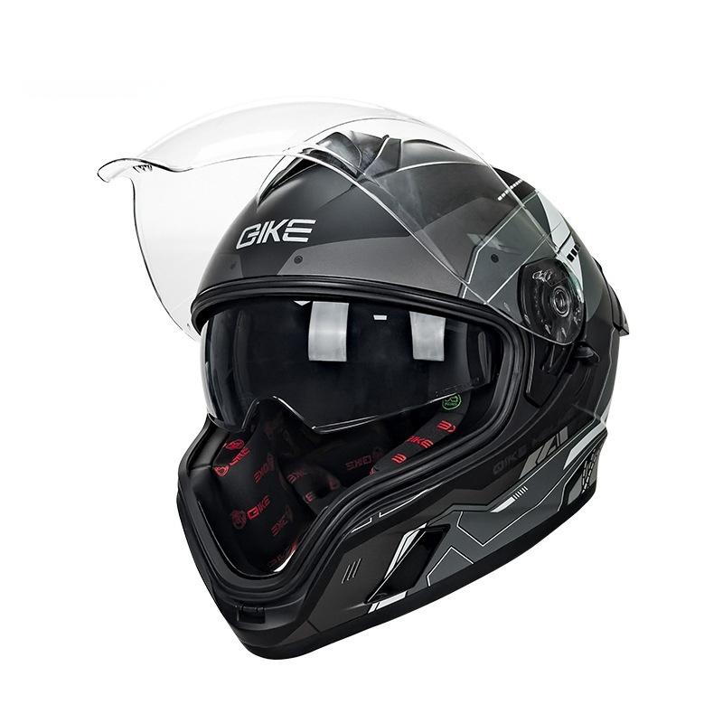 Double Lens Big Tail Motorcycle Helmet - Safety and Style Combined - Image 9