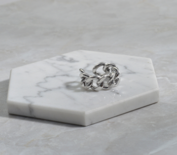 Unique Design Fashion Ring Chain - Trendy and Stylish Accessory - Image 9