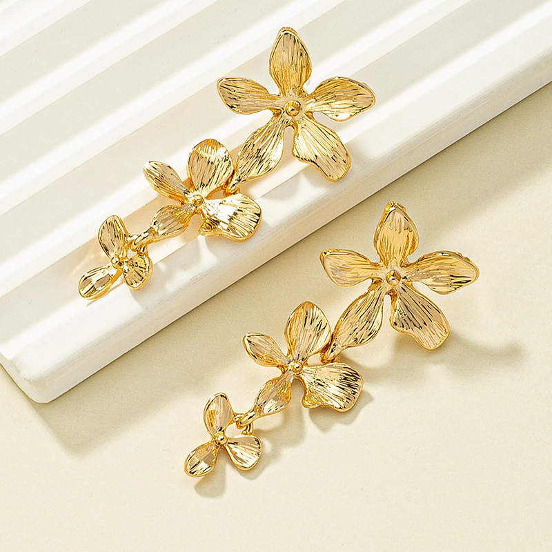 Irregular Long Flower Stud Earrings - Exaggerated and Stylish Design - Image 2