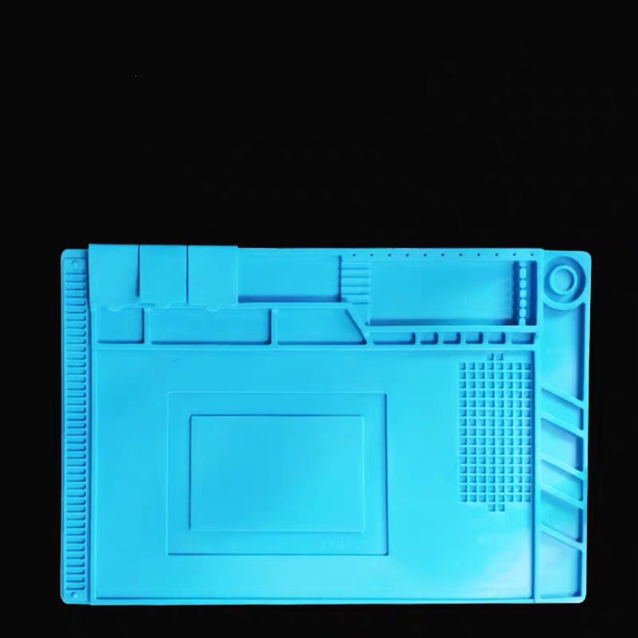 Mobile Phone and Computer Repair Magnetic Heat Insulation Work Mat - Image 3