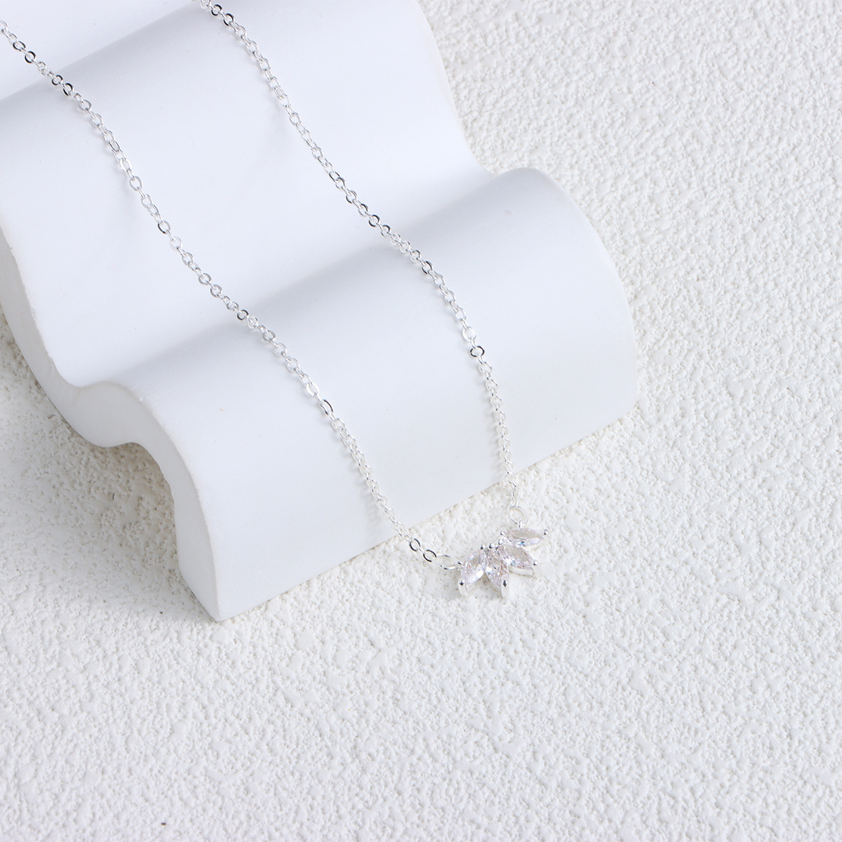 Minimalist Shining Flower Petal Necklace for Women | Lotus Flower Pendant Jewelry Gift for Girls & Party Anniversaries - Image 6