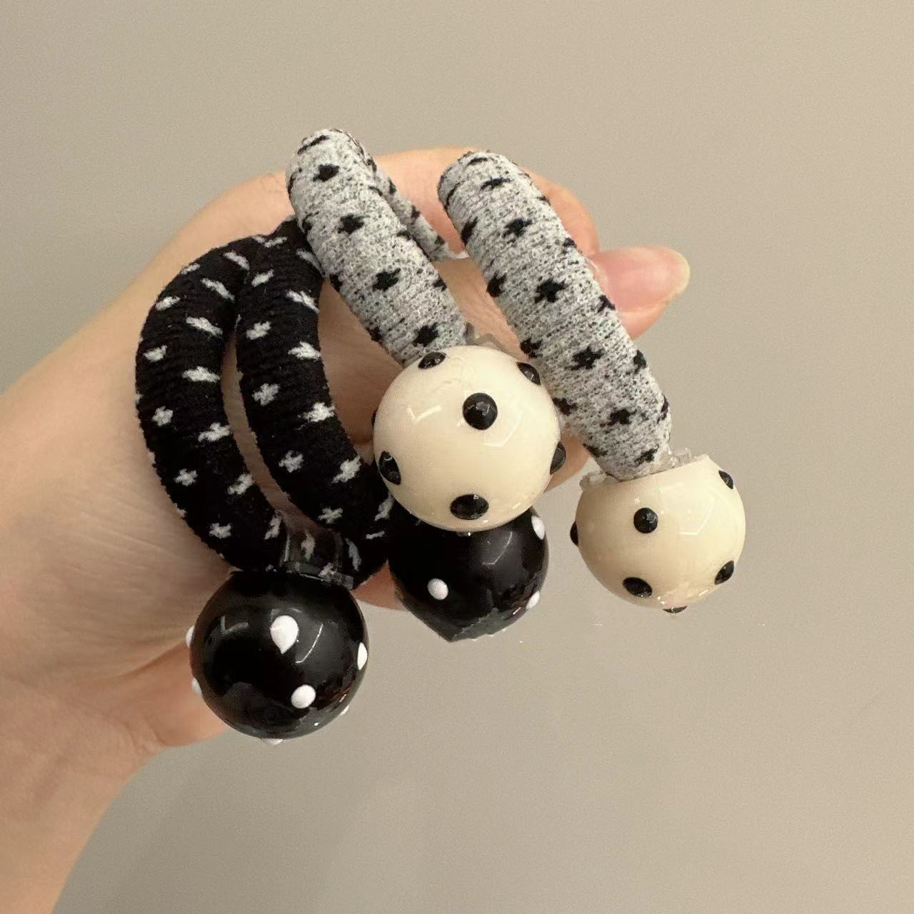 High Elastic Polka Dot Rubber Band - Seamless & Simple Design