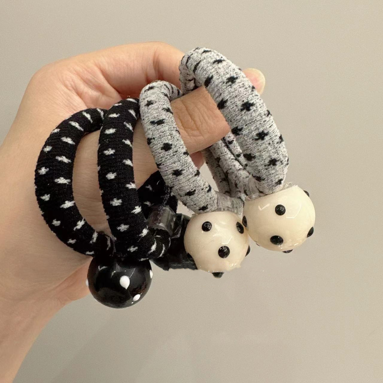 High Elastic Polka Dot Rubber Band - Seamless & Simple Design - Image 2