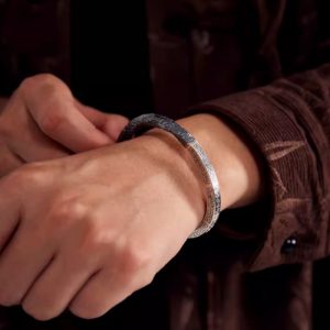 Men's 99 Foot Silver Mobius Ring Bracelet with Loop Design - Stylish & Unique