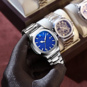 Men's Fashionable Luminous Waterproof Watch with Steel Strap