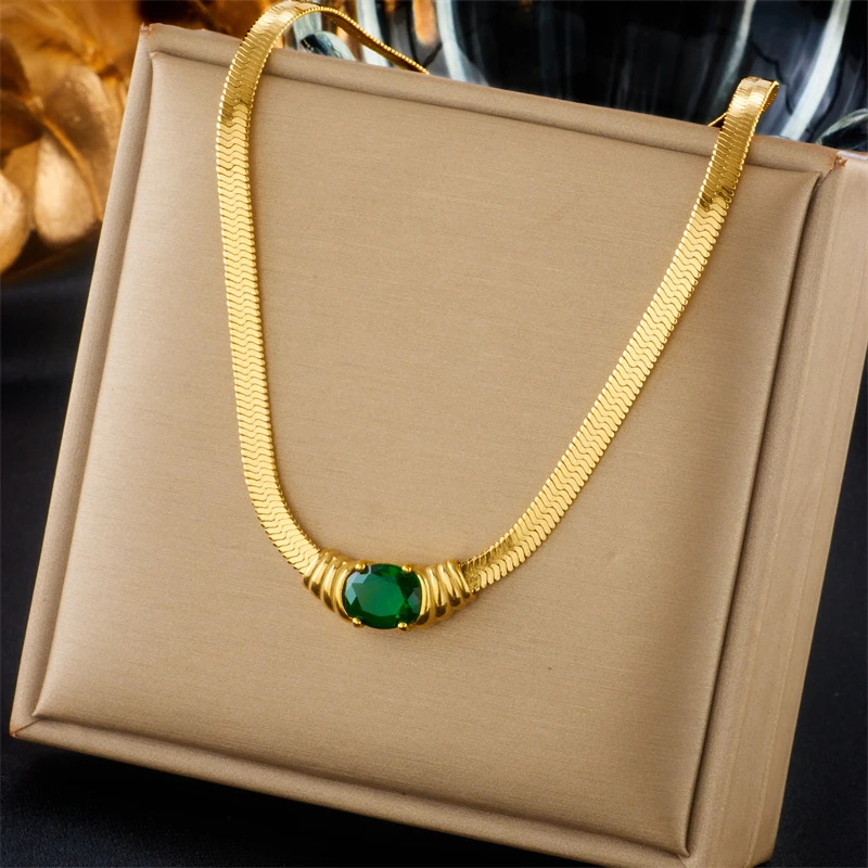 Emerald Titanium Steel Blade Necklace for Women - Stylish & Durable Jewelry - Image 6