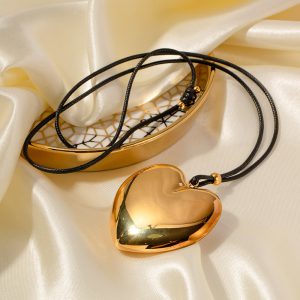 Stunning Ophelia Gold Heart Necklace - Elegant Jewelry for Every Occasion