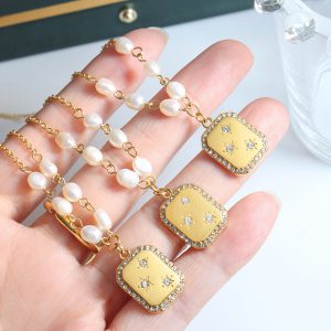 Elegant Square Inlaid Diamond Reversible Pendant with Freshwater Pearl Necklace