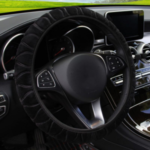 Soft Car Plush Steering Wheel Cover for Comfort and Style