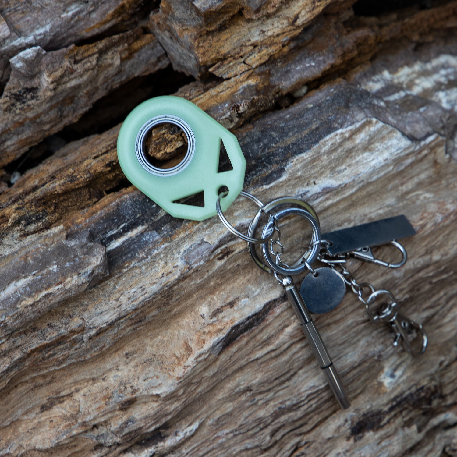 Creative Fidget Spinner Keychain - Hand Spinner Anti-Anxiety Toy & Stress Reliever with Bottle Opener for Kids - Image 31