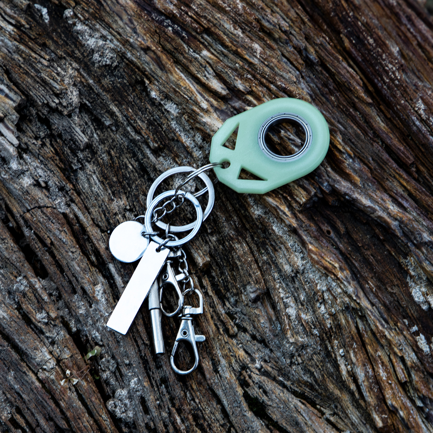 Creative Fidget Spinner Keychain - Hand Spinner Anti-Anxiety Toy & Stress Reliever with Bottle Opener for Kids - Image 34