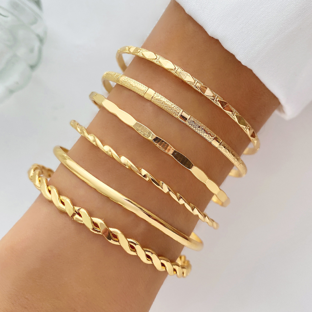Stylish Bohemian Metal Chain Bracelet Set for Women - Geometric Gold Thick Link Bangle Fashion Jewelry