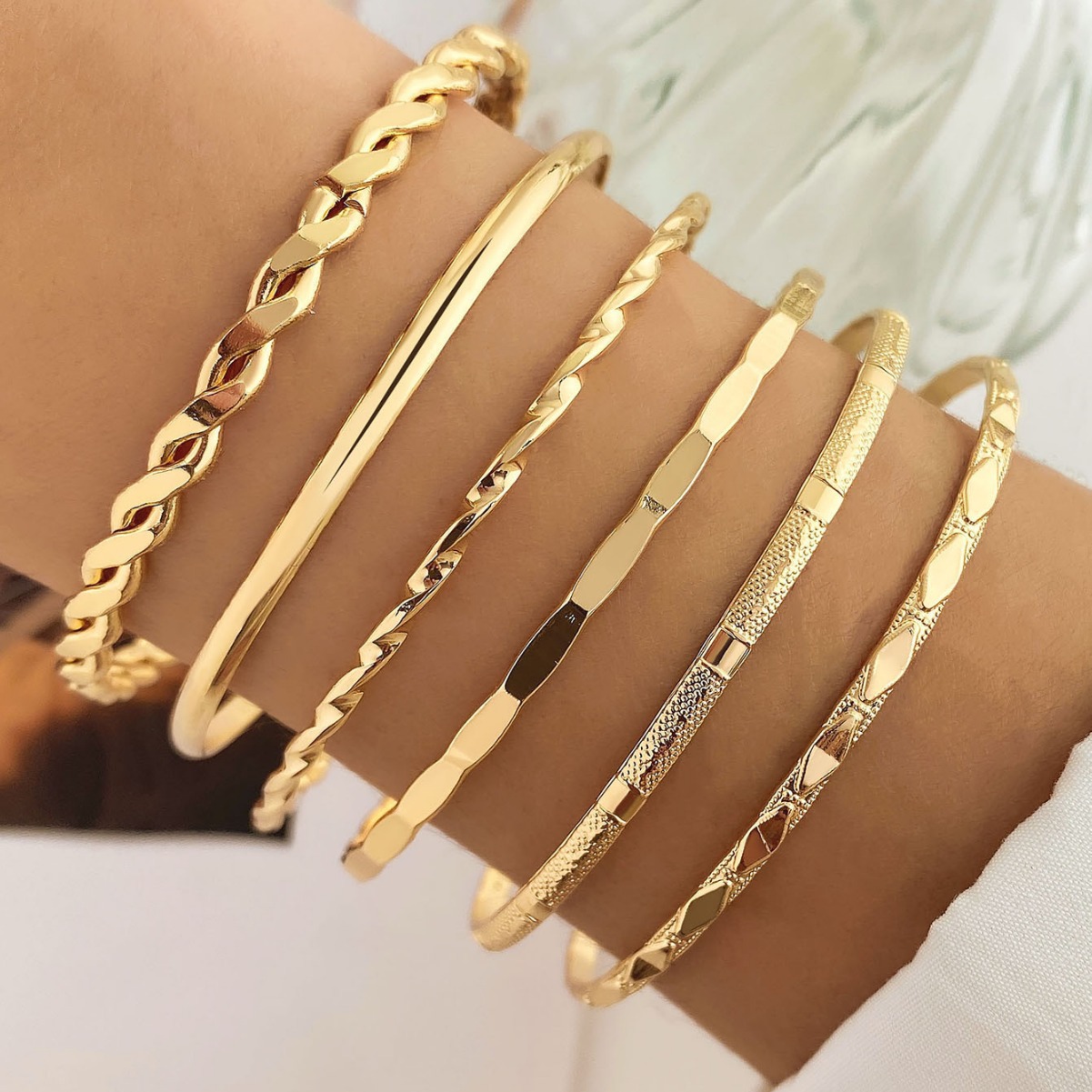 Stylish Bohemian Metal Chain Bracelet Set for Women - Geometric Gold Thick Link Bangle Fashion Jewelry - Image 3