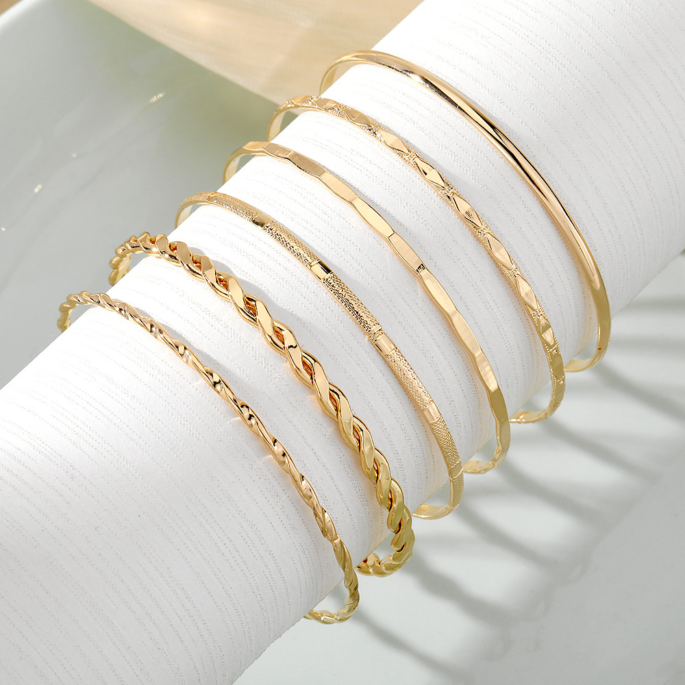 Stylish Bohemian Metal Chain Bracelet Set for Women - Geometric Gold Thick Link Bangle Fashion Jewelry - Image 5