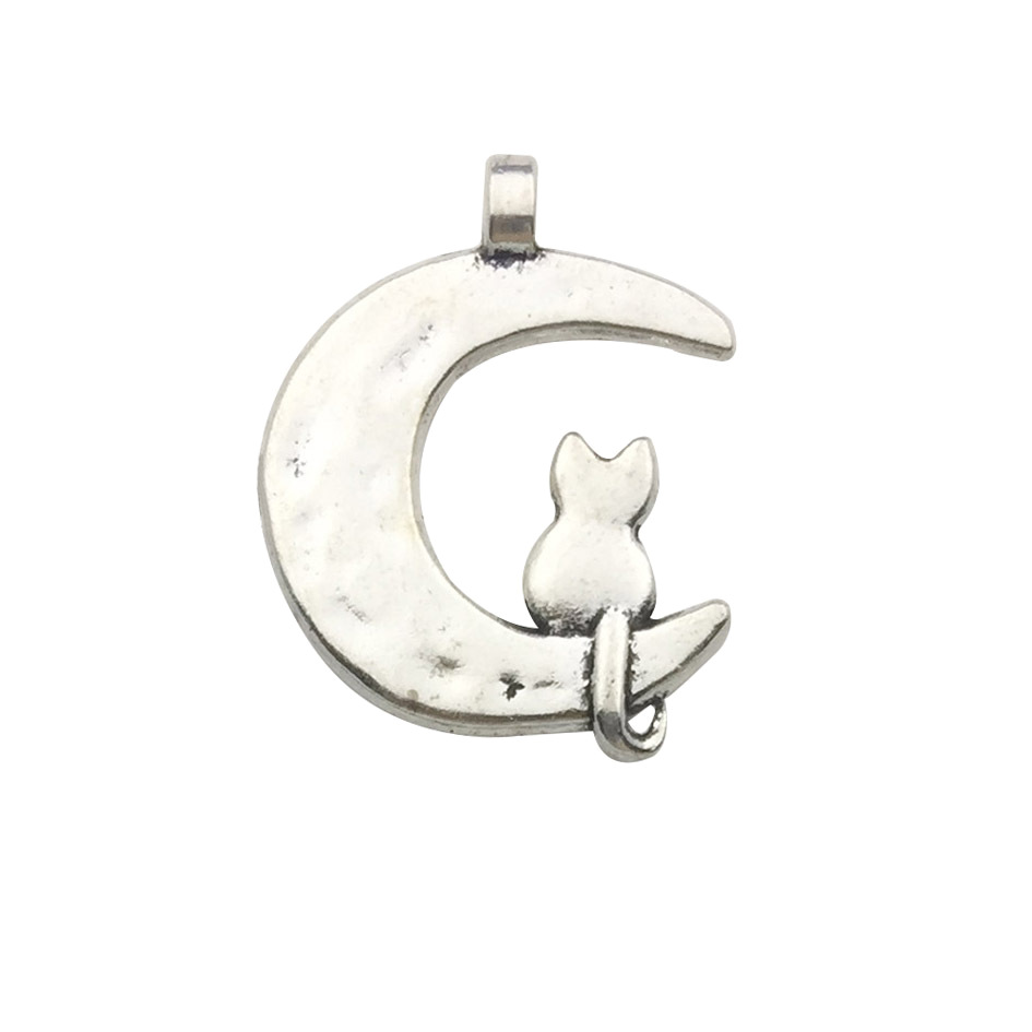 Halloween Accessories: Pumpkin, Skull, Bat, and Hand Claw Ornaments for Spooky Decor - Image 7