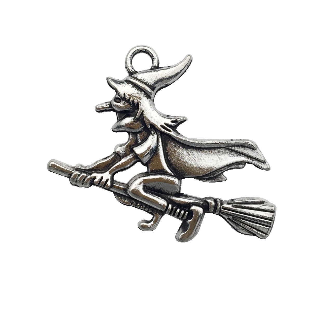 Halloween Accessories: Pumpkin, Skull, Bat, and Hand Claw Ornaments for Spooky Decor - Image 13