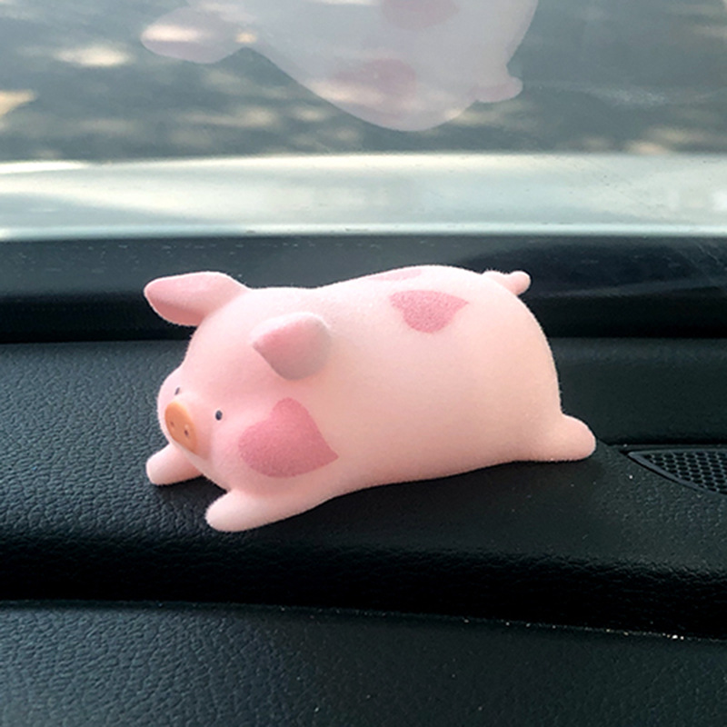 Adorable Cartoon Pig Car Accessories for Fun and Style - Image 5