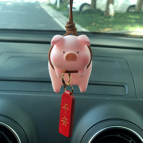 Adorable Cartoon Pig Car Accessories for Fun and Style - Image 9