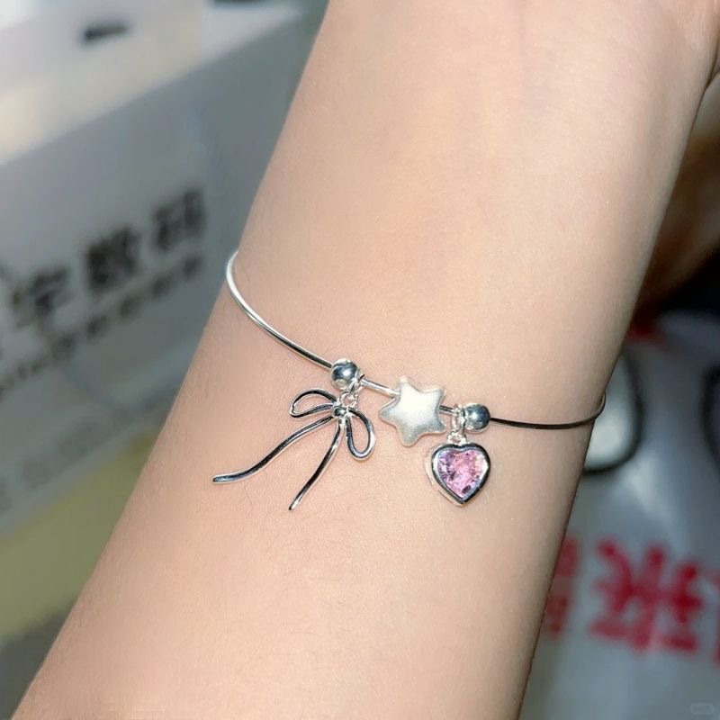 Enchanting Love Star Butterfly Bracelet for Women - Perfect Gift Idea - Image 6