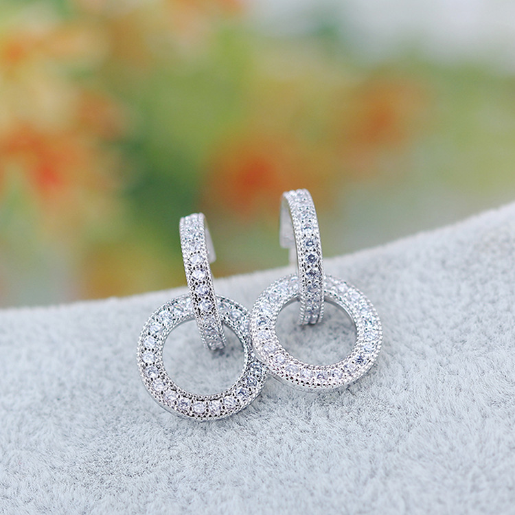 Elegant Women's Wild Silver Needle Circle Earrings with Zircon Inlay