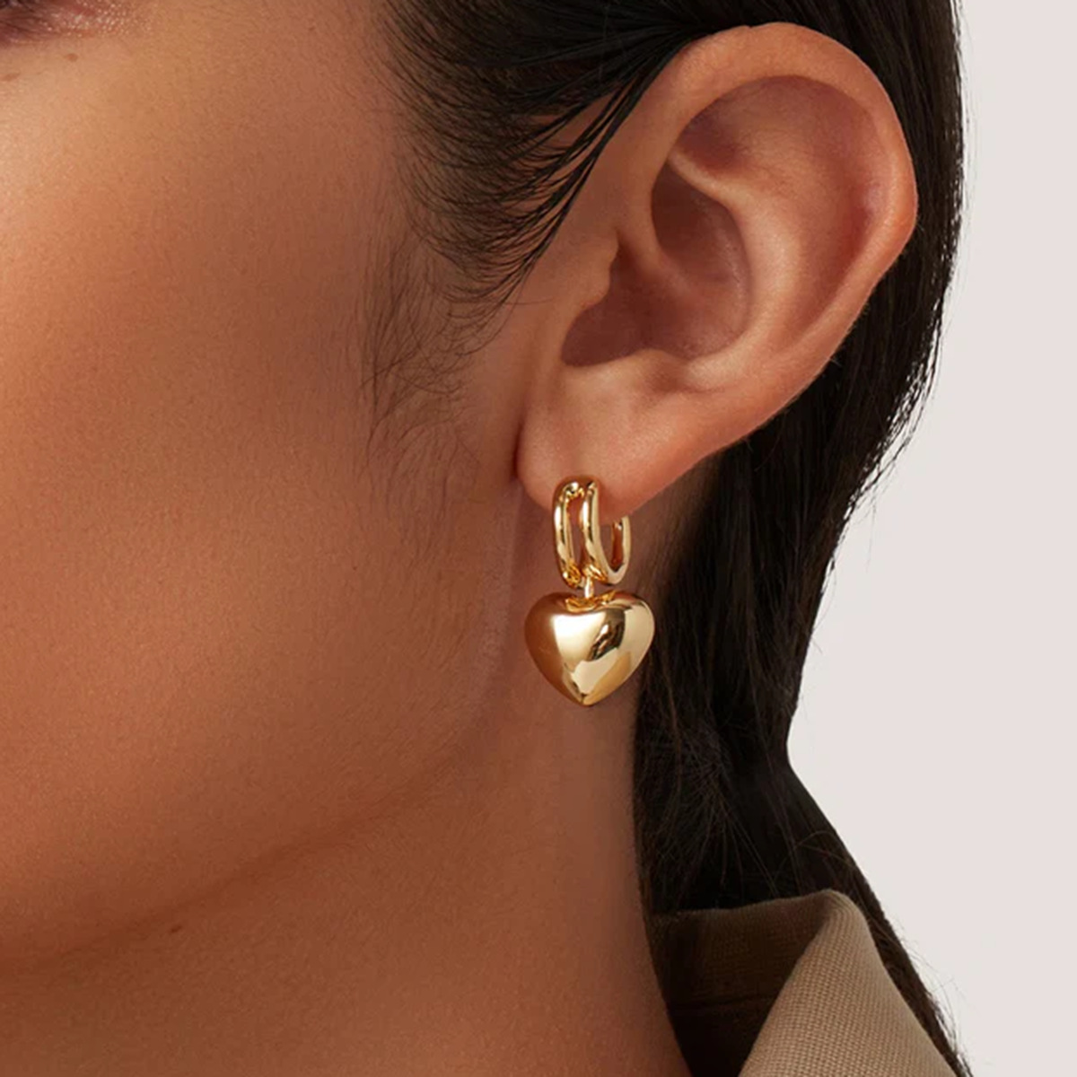 Stunning Audrey Gold Earrings - Elegant Jewelry for Every Occasion - Image 3