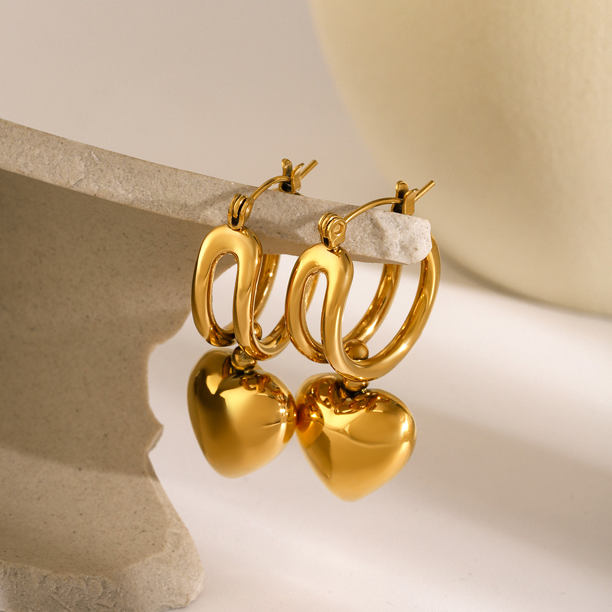 Stunning Audrey Gold Earrings - Elegant Jewelry for Every Occasion - Image 13
