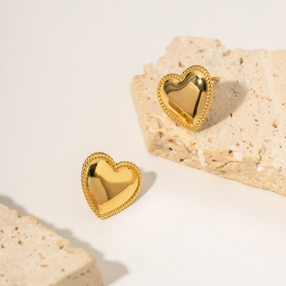 Stunning Ruth Heart Gold Earrings - Elegant Jewelry for Every Occasion - Image 2