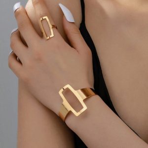 Stylish Geometric Bracelet and Ring Set for Women - Retro Fashion Design