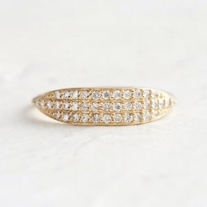 Versatile Fashion Alloy Diamond Ring – Effortlessly Chic and Elegant