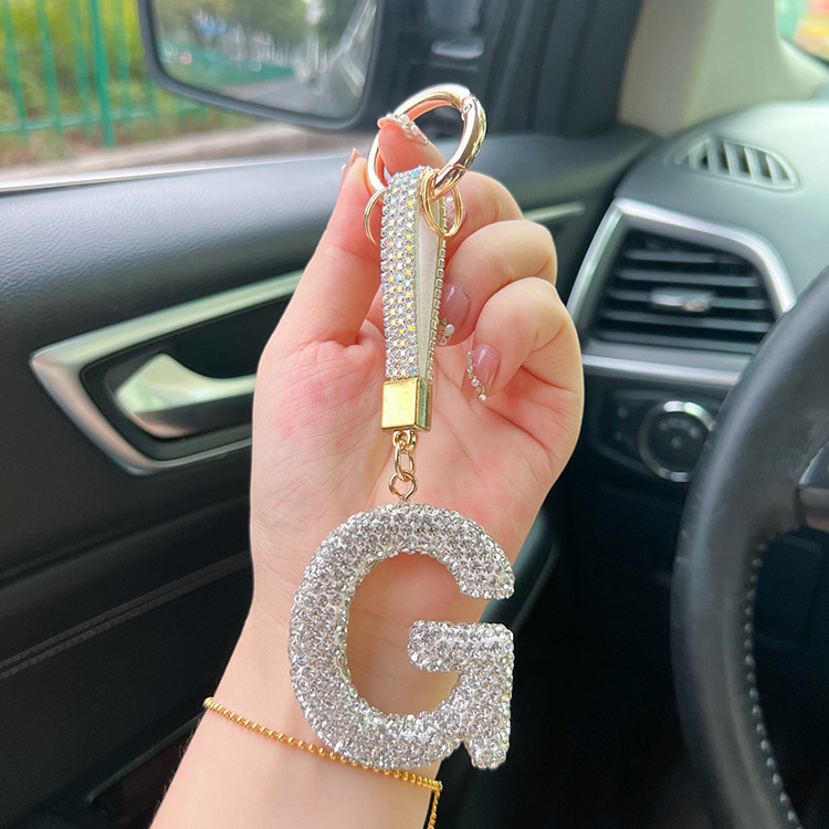 English Letter Keychain with Clay Diamond Round Buckle Pendant - Stylish & Unique - Image 24
