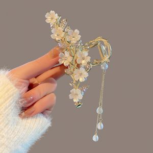 Large Metal Pearl Bell Orchid Tassel Hair Clip - Elegant Hair Accessory for Stylish Looks