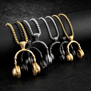 Titanium Music Headset Earplugs Pendant Necklace for Men - Stylish & Durable