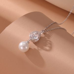 Non-fading Women's Drop-Shaped Zircon Pearl Pendant Necklace - Elegant & Simple Design