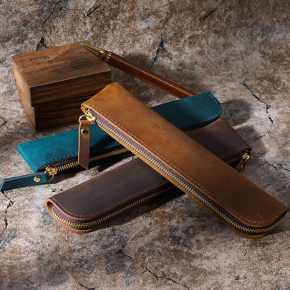 Cowhide Retro Pencil Case - Simple Protection and Stylish Storage Solution - Image 4