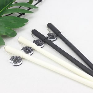 Black and White Pendant Gel Pen for Students - Boost Creativity and Style