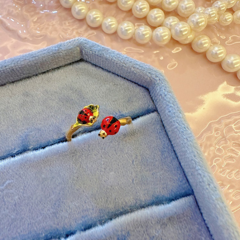 Stylish Color Enamel Bow Ring for Women - Trendy Fashion Accessory