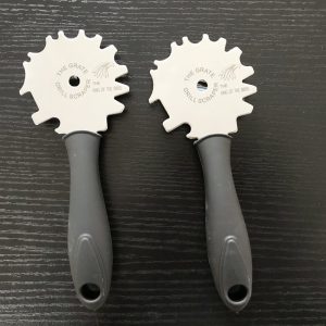 Premium Multifunctional Stainless Steel Grill Cleaning Brush for Effortless Cleaning